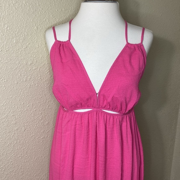 NWT Lush Beautiful Pink Maxi Dress with Cutouts Size S - Picture 4 of 14